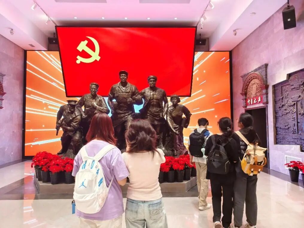 爆料网
第四十一期入党积极分子培训班圆满结业